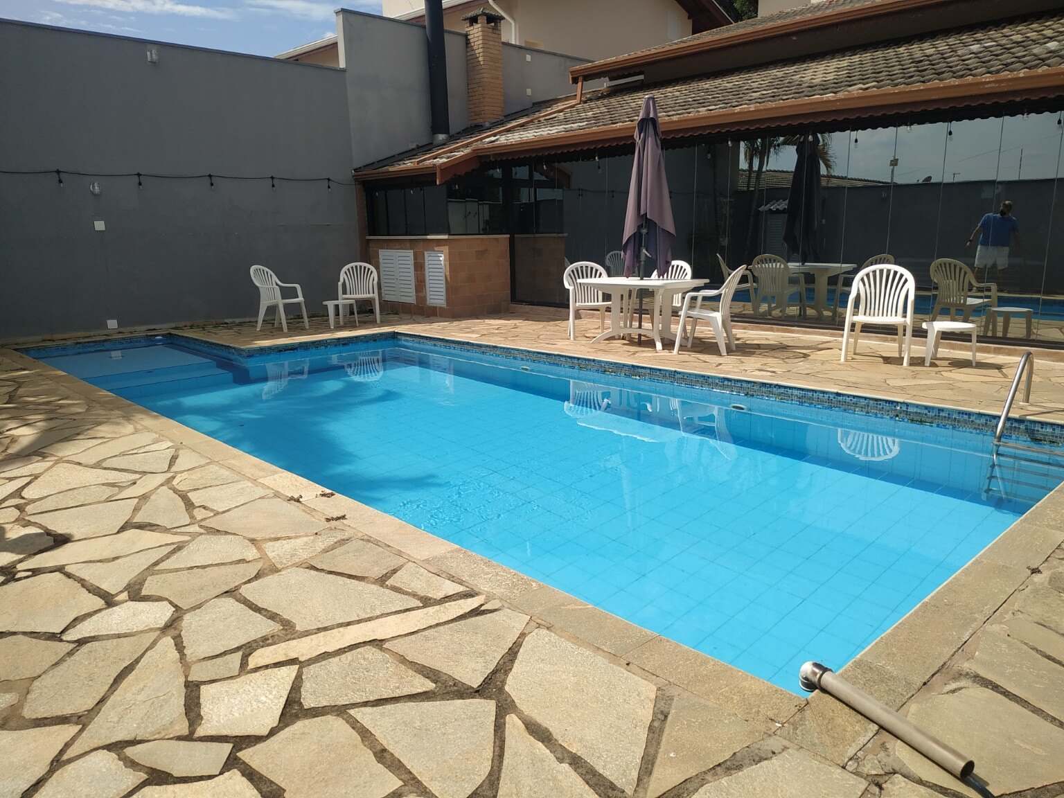 Piscina antes da reforma